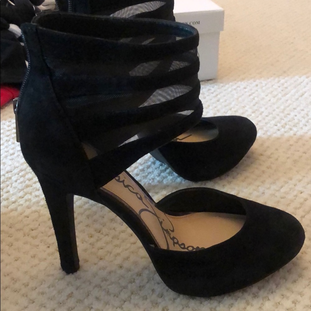 Jessica Simpson Black suede pumps